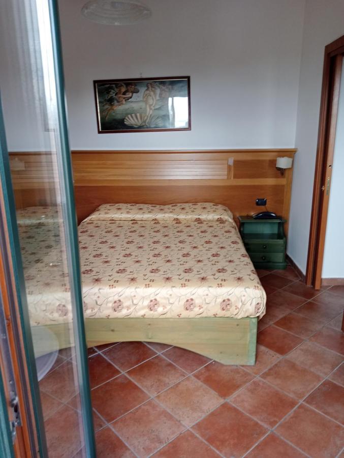 Hotel Sottovento Sant'Egidio del Monte Albino ภายนอก รูปภาพ
