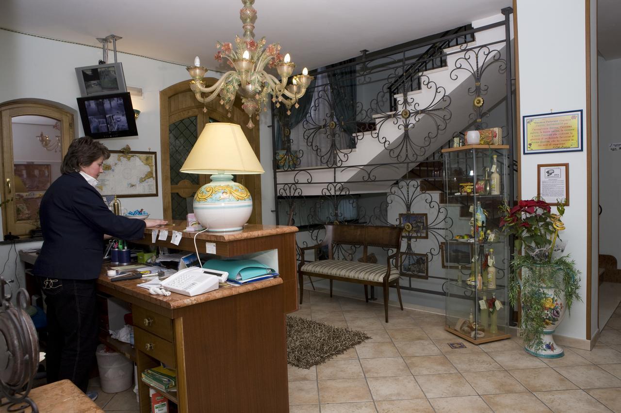 Hotel Sottovento Sant'Egidio del Monte Albino ภายนอก รูปภาพ